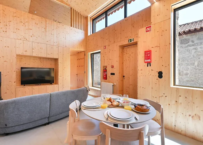 Casas D'alem Refuge With Pool & Nature By Se Feriehus Calvos (Vieira do Minho)